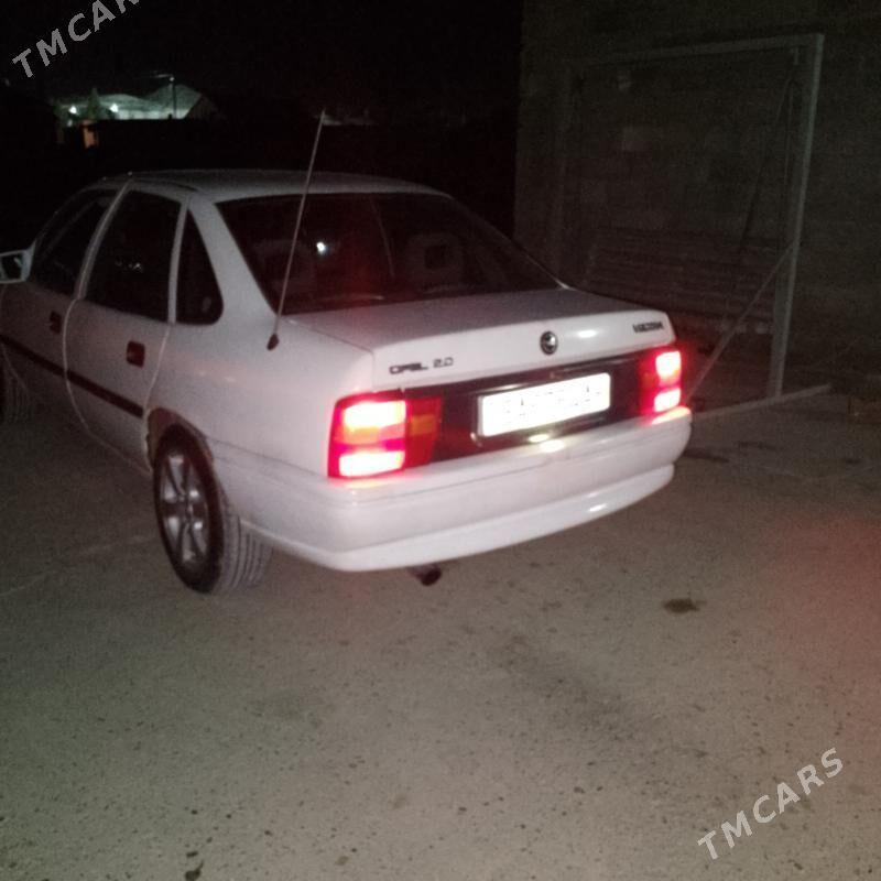 Opel Vectra 1993 - 38 000 TMT - Гёкдепе - img 4