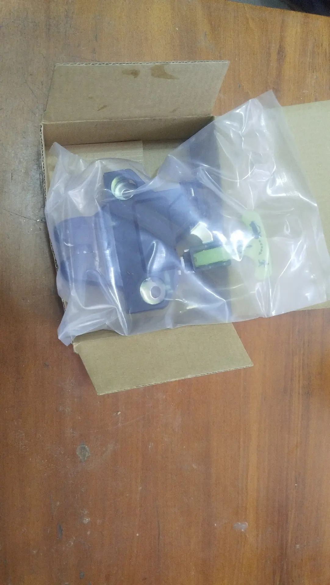 Camry Corolla bagaz Zamok 300 TMT - Balkanabat - img 2