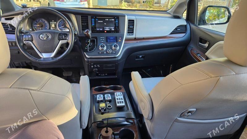 Toyota Sienna 2016 - 475 000 TMT - Ашхабад - img 10