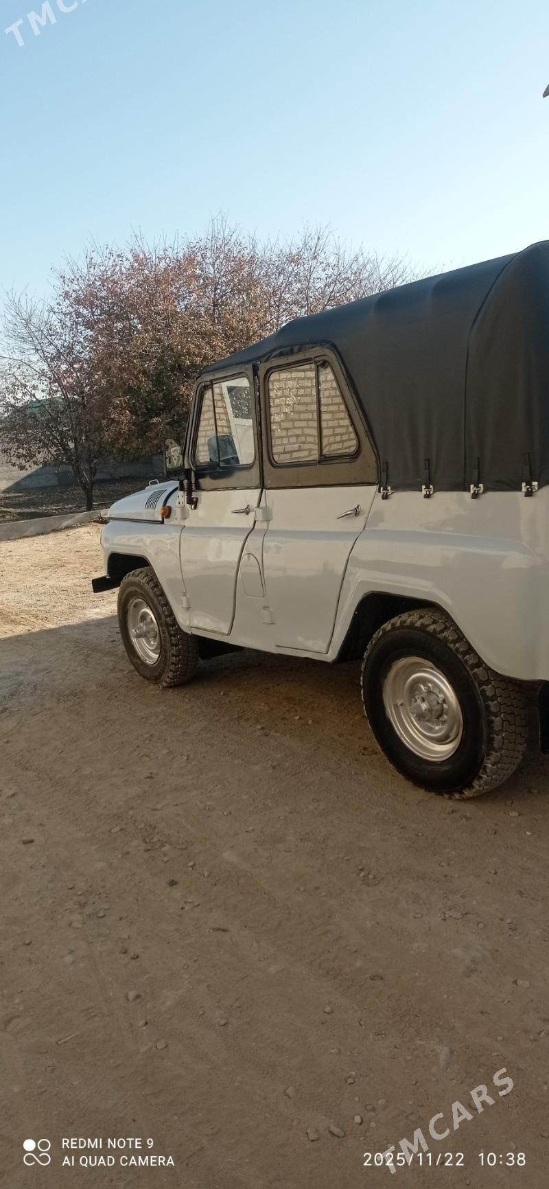 UAZ 469 1991 - 40 000 TMT - Бахарден - img 1