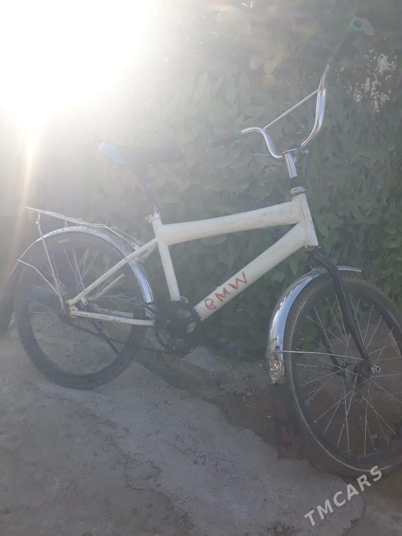 elwelesipod BMW - Балканабат - img 1