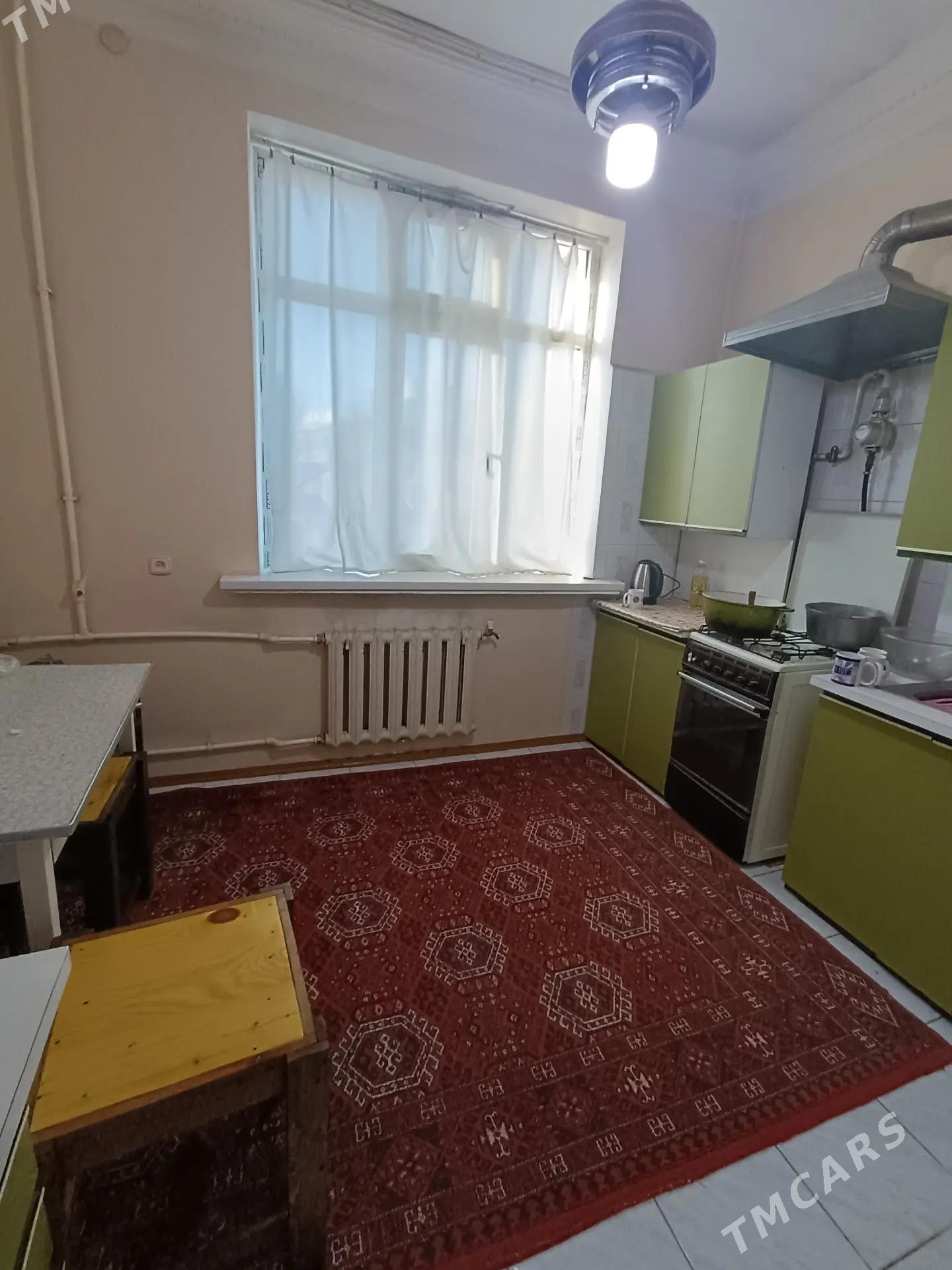 Пентагон по Ленина - Aşgabat - img 1