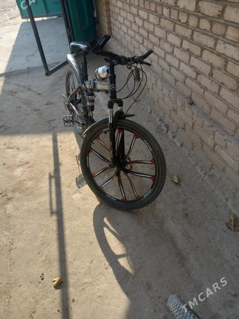 Mersedes bens - Керки - img 2