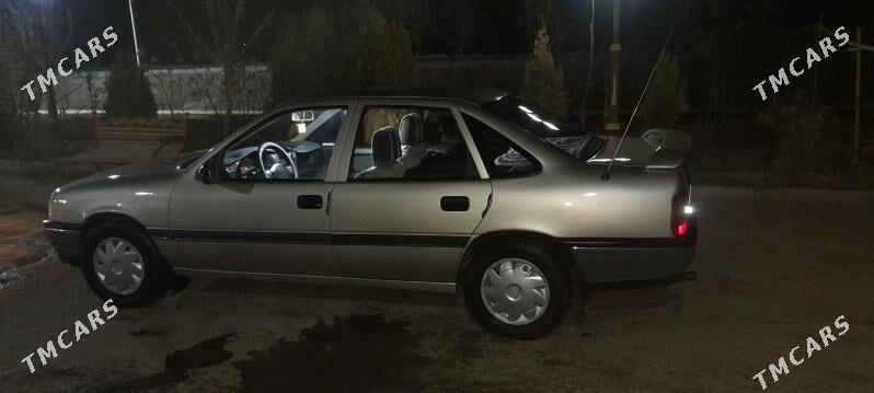 Opel Vectra 1990 - 55 000 TMT - Шабатский этрап - img 4