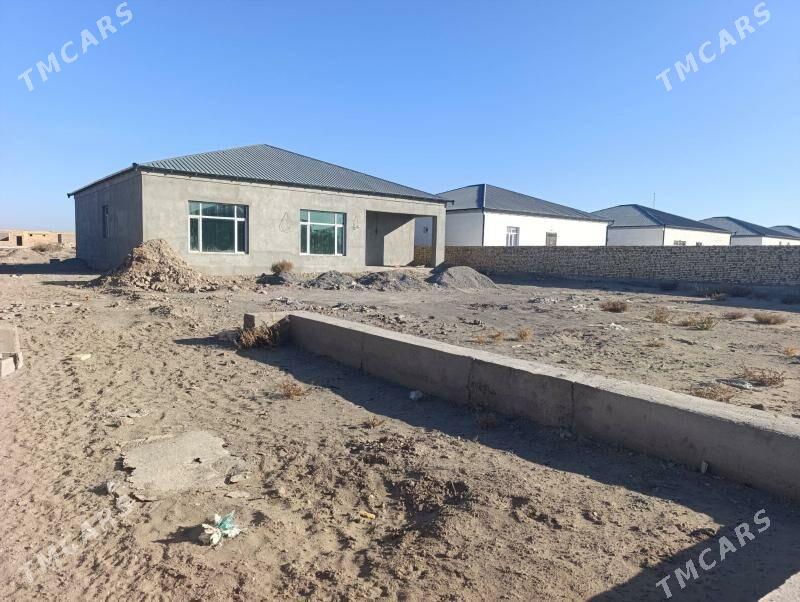 Satlyk jay Eyesinde - Шабатский этрап - img 2