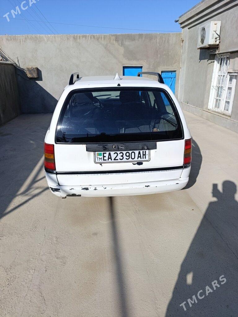 Opel Astra 1992 - 38 000 TMT - Бахарден - img 3