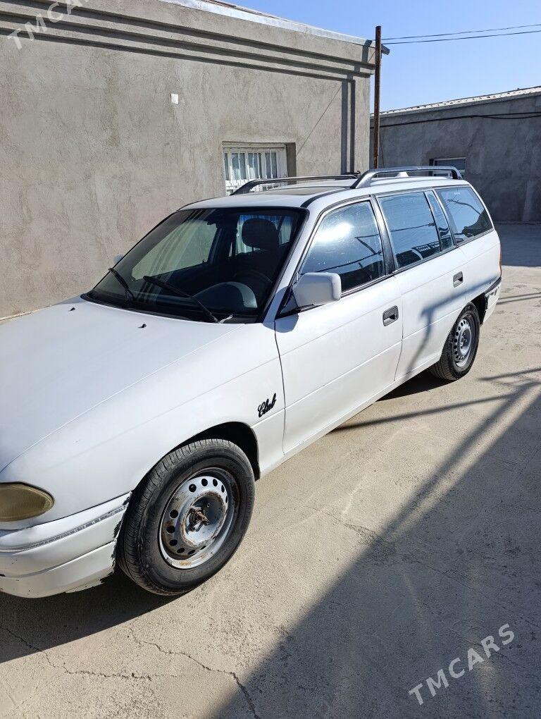 Opel Astra 1992 - 38 000 TMT - Бахарден - img 4