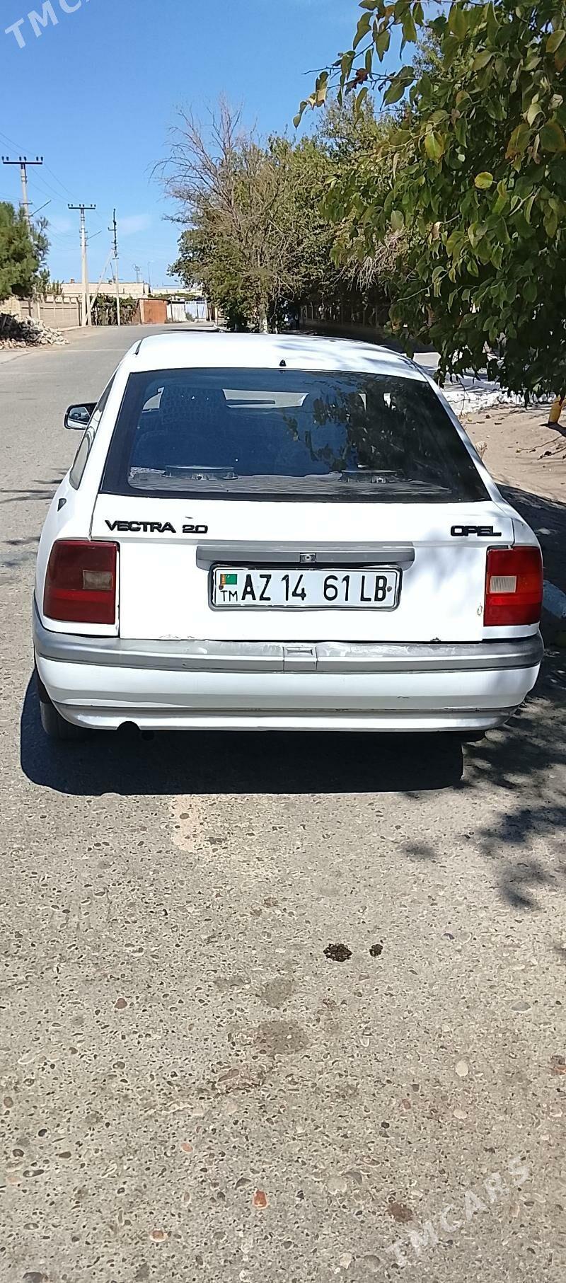 Opel Vectra 1991 - 24 000 TMT - Фарап - img 3