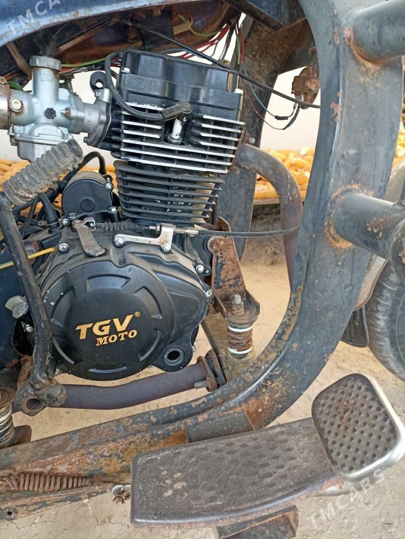 Fekon FK200-14G 2013 - 14 000 TMT - Халач - img 2