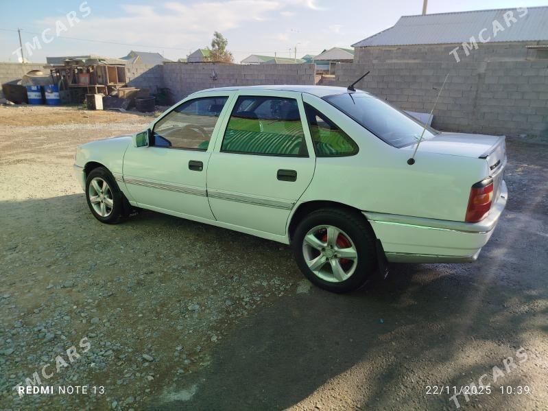 Opel Vectra 1992 - 36 000 TMT - Büzmeýin - img 1