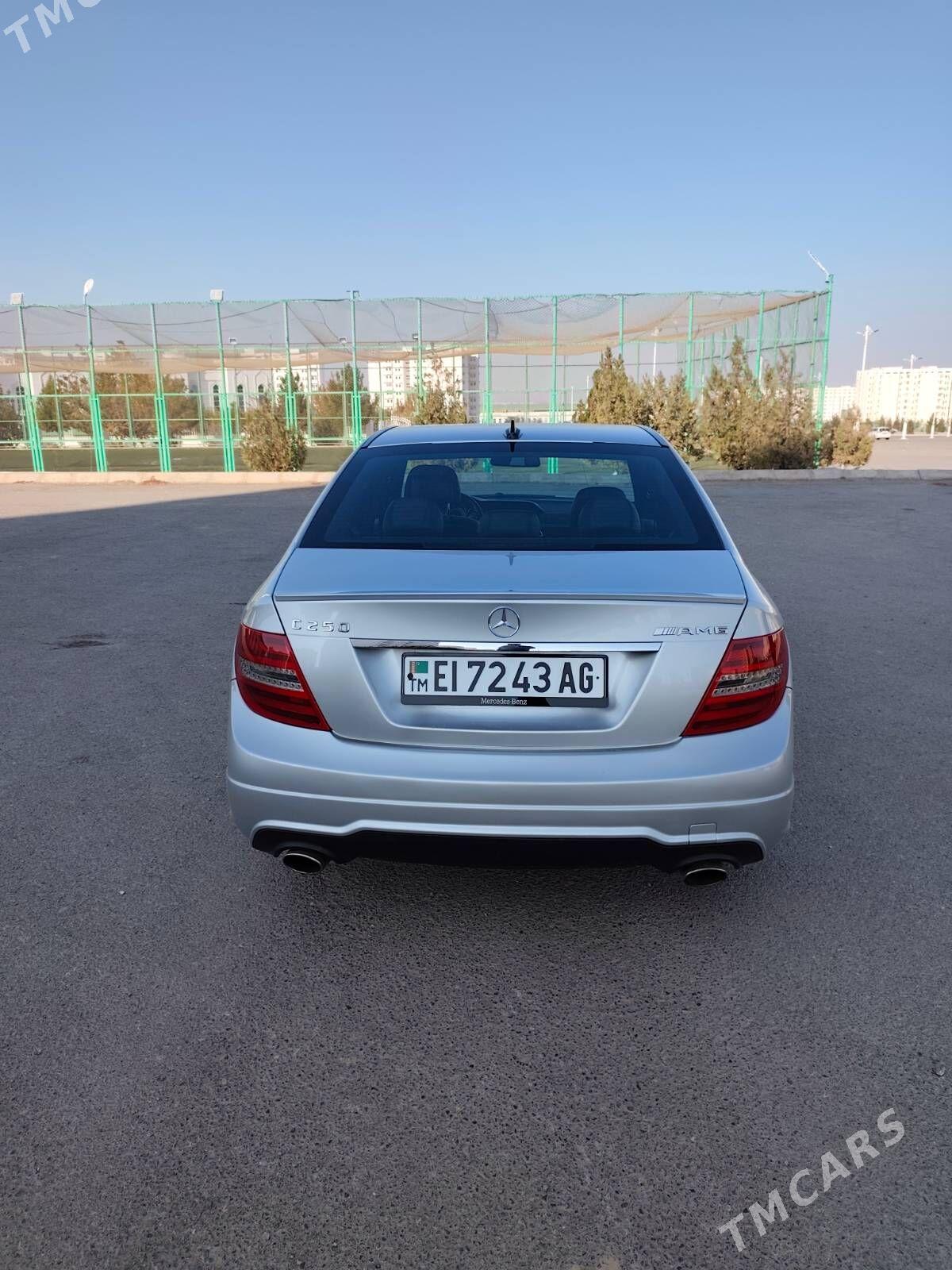 Mercedes-Benz C300 2011 - 220 000 TMT - Ашхабад - img 8