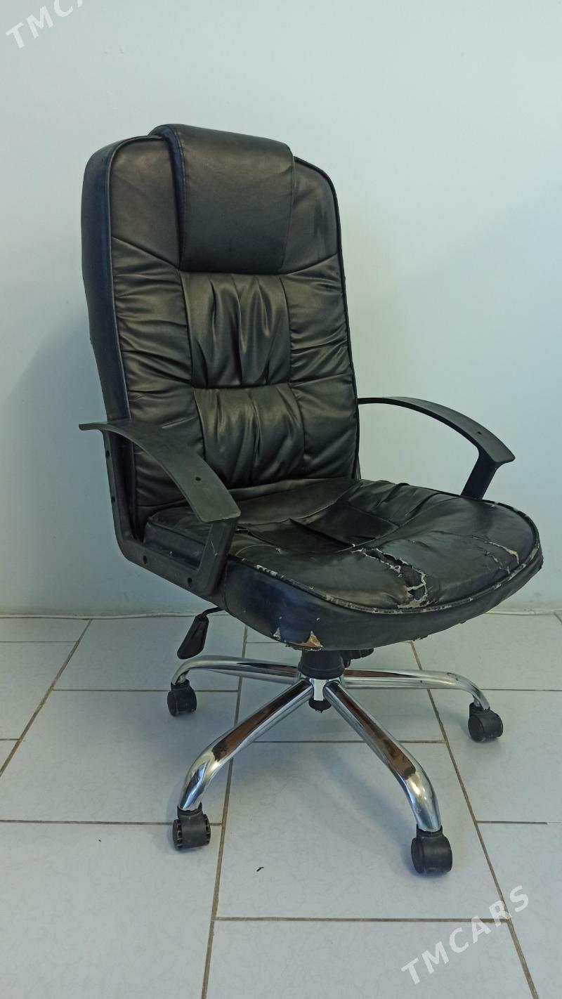 KRESLA - Mary - img 1