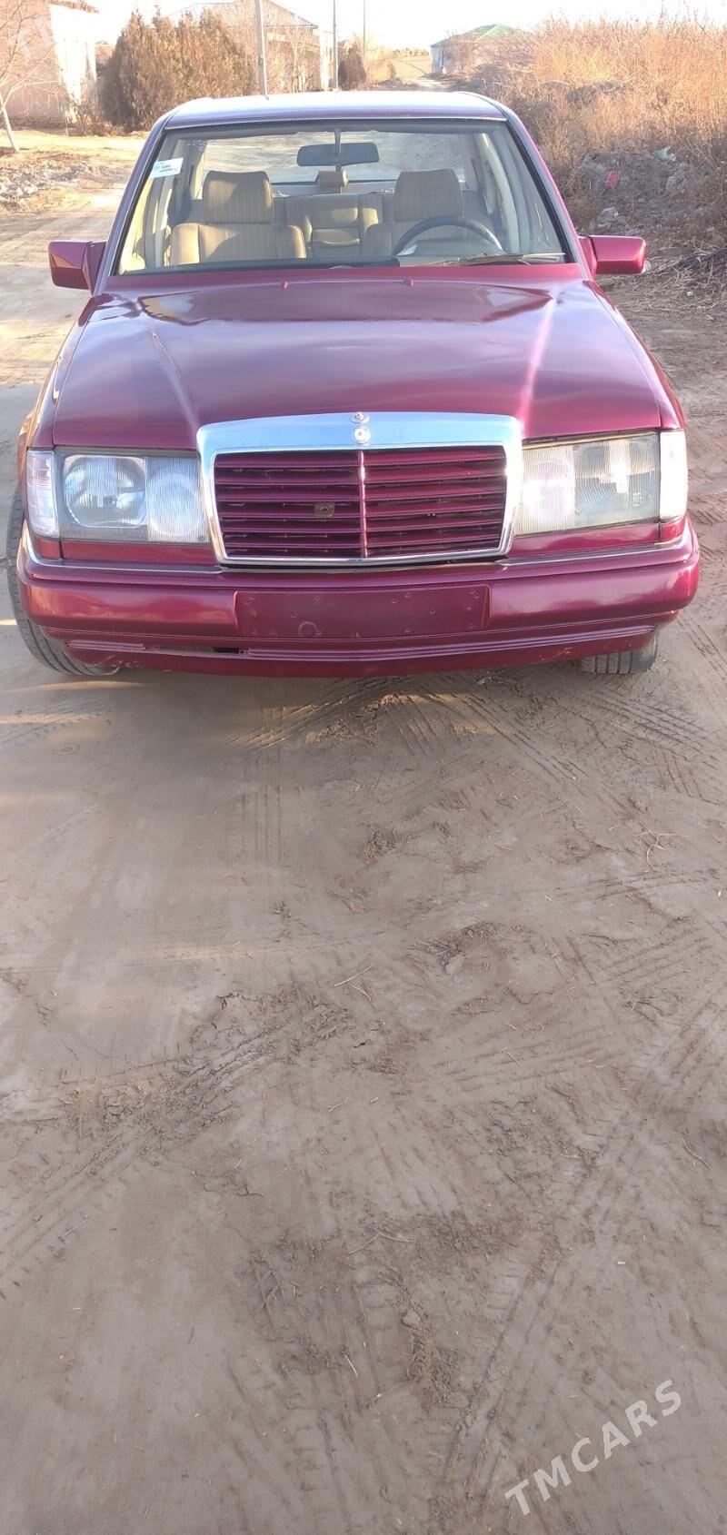 Mercedes-Benz 300E 1991 - 20 000 TMT - Шабатский этрап - img 1