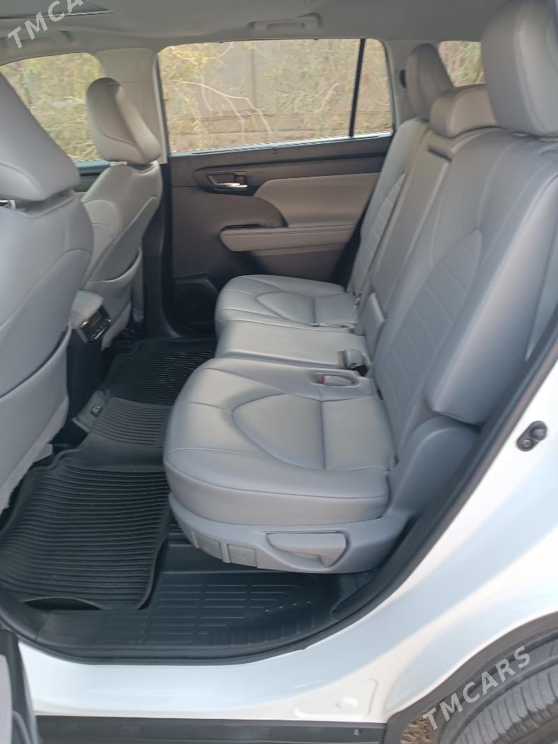 Toyota Highlander 2022 - 540 000 TMT - Мары - img 6