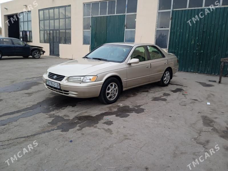 Toyota Camry 1998 - 150 000 TMT - Дянев - img 3