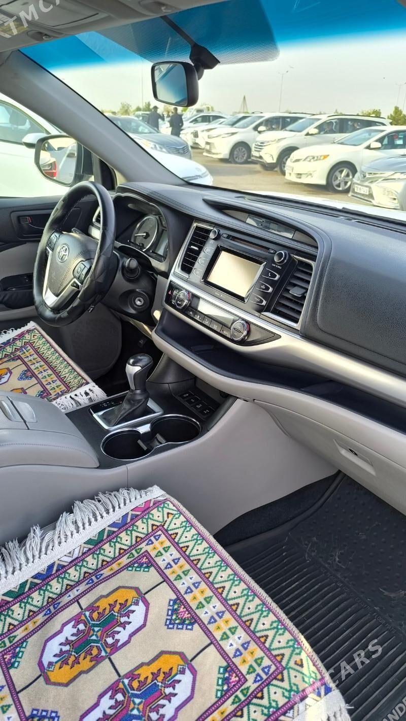 Toyota Highlander 2017 - 420 000 TMT - Чарджоу - img 3