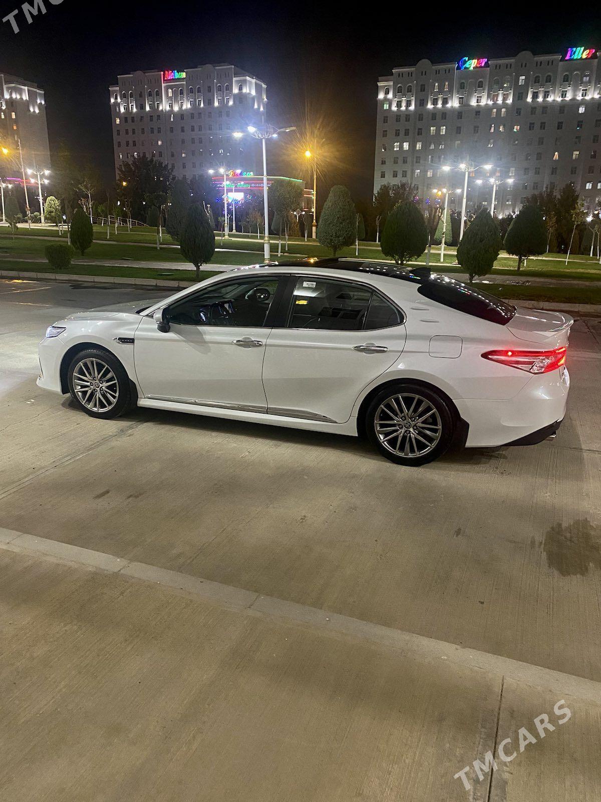 Toyota Camry 2022 - 381 000 TMT - Ашхабад - img 2