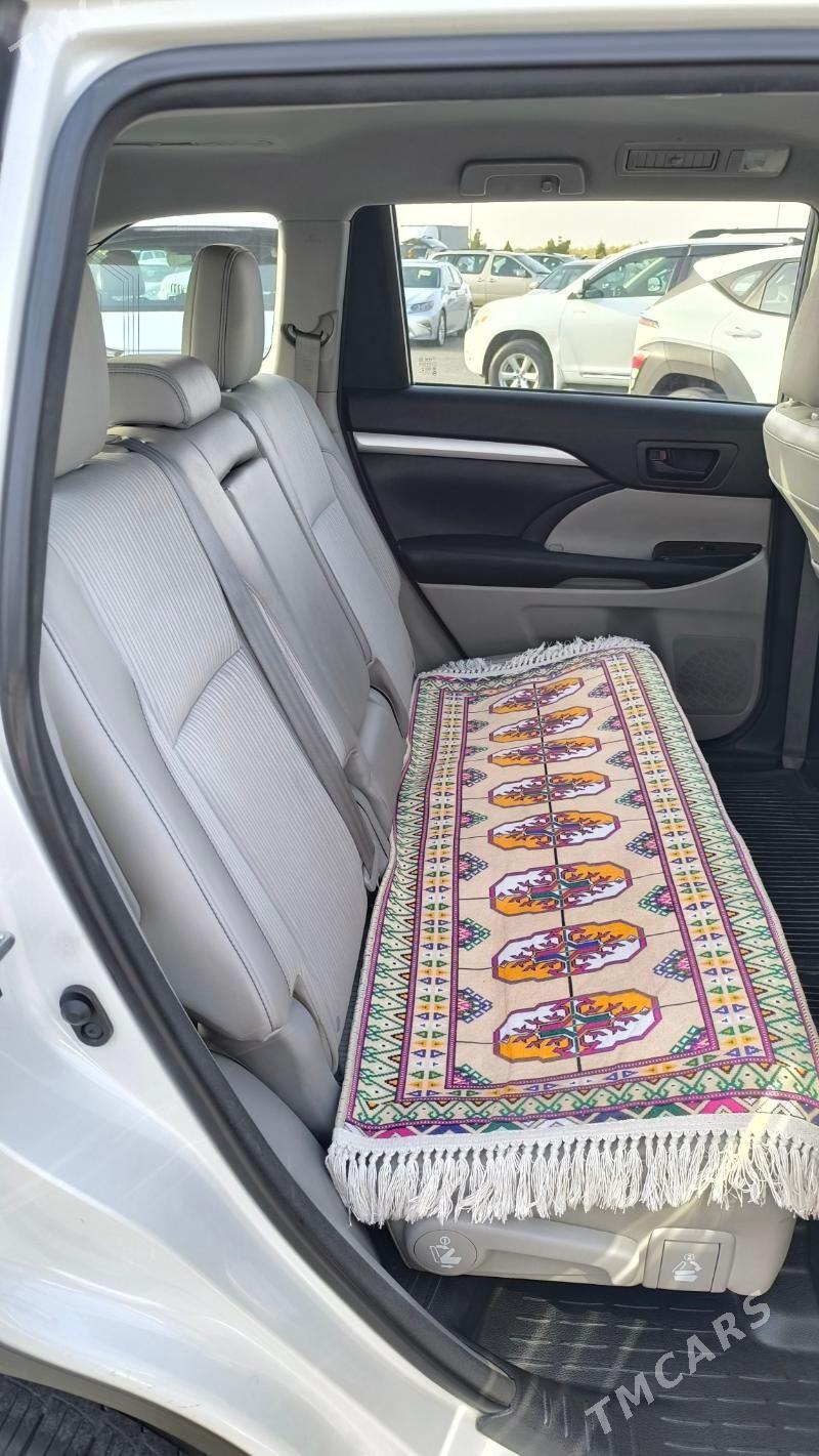 Toyota Highlander 2017 - 420 000 TMT - Чарджоу - img 4