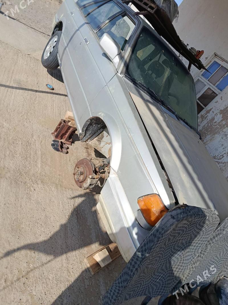 Nissan 350Z Roadster 1989 - 8 000 TMT - Гёкдепе - img 4