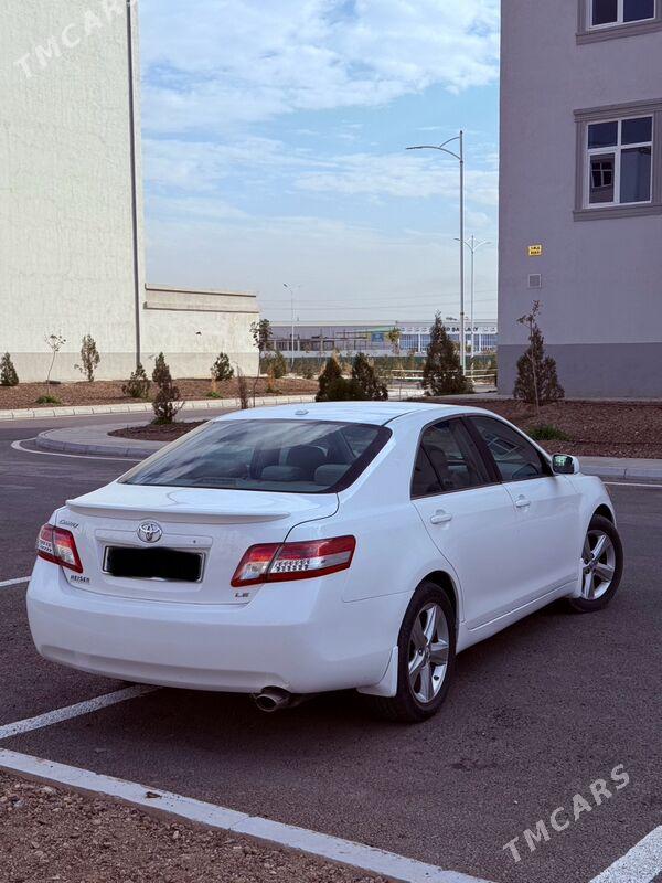 Toyota Camry 2011 - 200 000 TMT - Мары - img 2