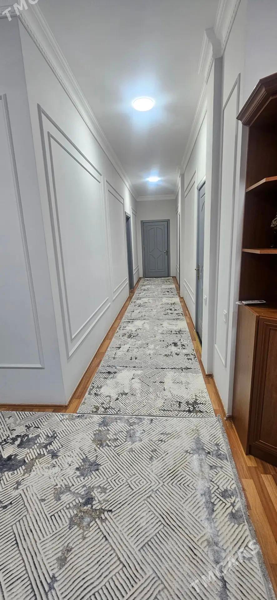 ARENDA ELITKA - Sowetskiý köç. (Garaşsyzlyk şaýoly) - img 2