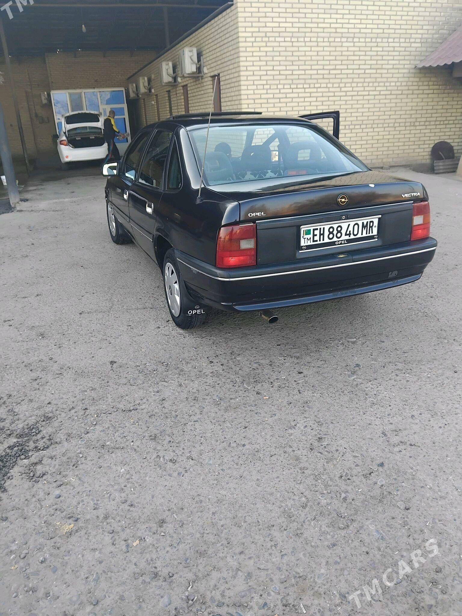 Opel Vectra 1992 - 35 000 TMT - Mary - img 4