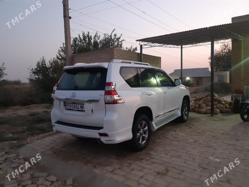 Toyota Land Cruiser Prado 2012 - 560 000 TMT - Garagum etraby - img 6