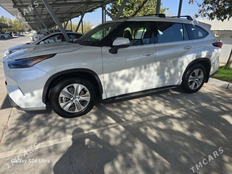 Toyota Highlander 2021 - 565 000 TMT - Ашхабад - img 4