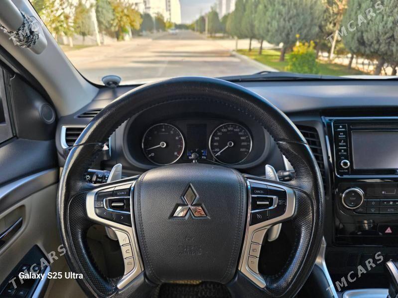 Mitsubishi Montero Sport 2019 - 370 000 TMT - 14-nji tapgyr (Sowhozny köç) - img 7