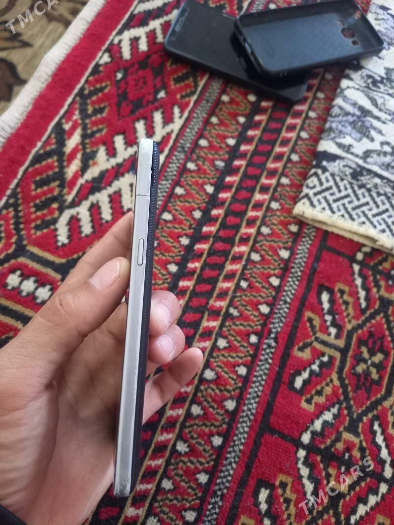 Samsung J2 prime - Мары - img 3