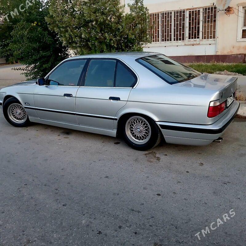 BMW 525 1990 - 48 000 TMT - Балканабат - img 9