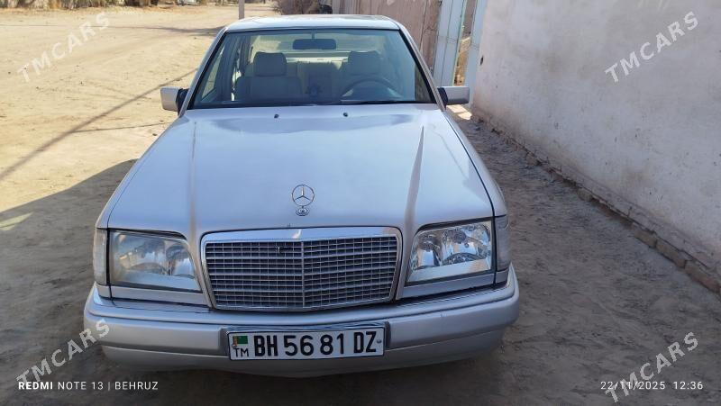 Mercedes-Benz 190E 1993 - 45 000 TMT - Дашогуз - img 4