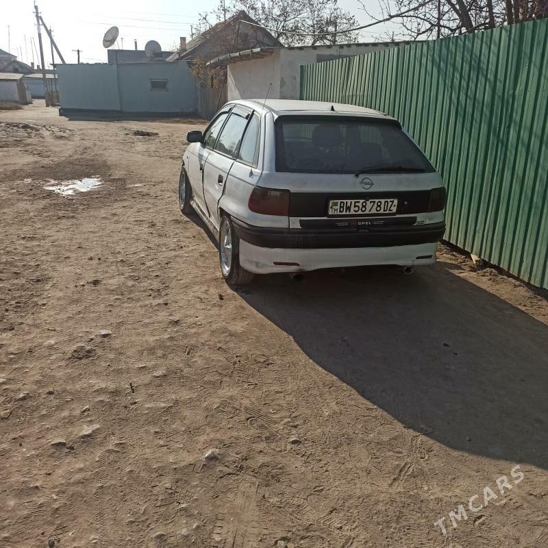 Opel Astra 1994 - 38 000 TMT - Дашогуз - img 2