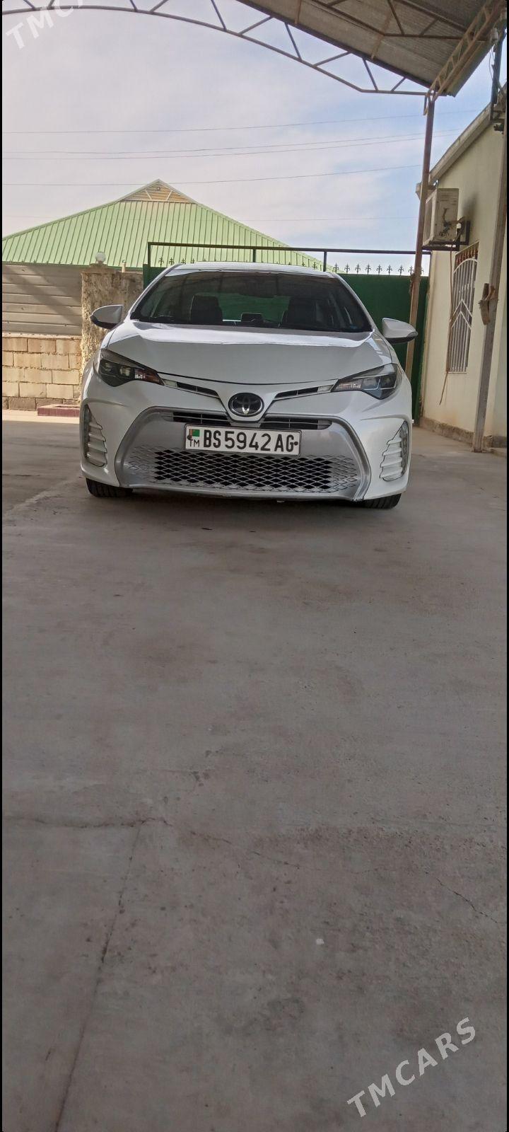 Toyota Corolla 2018 - 230 000 TMT - Ашхабад - img 6