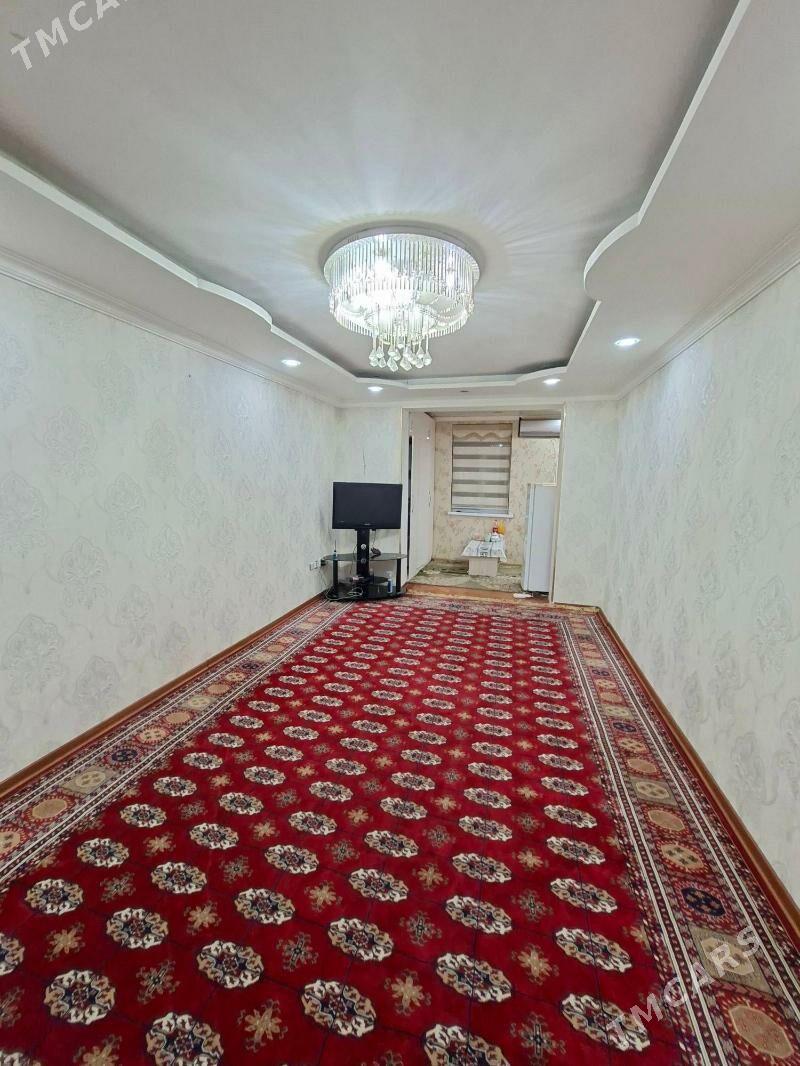 10микр 2комн Айтакова - 10 мкр - img 1