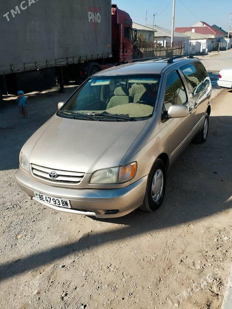 Toyota Sienna 2002 - 165 000 TMT - Balkanabat - img 5