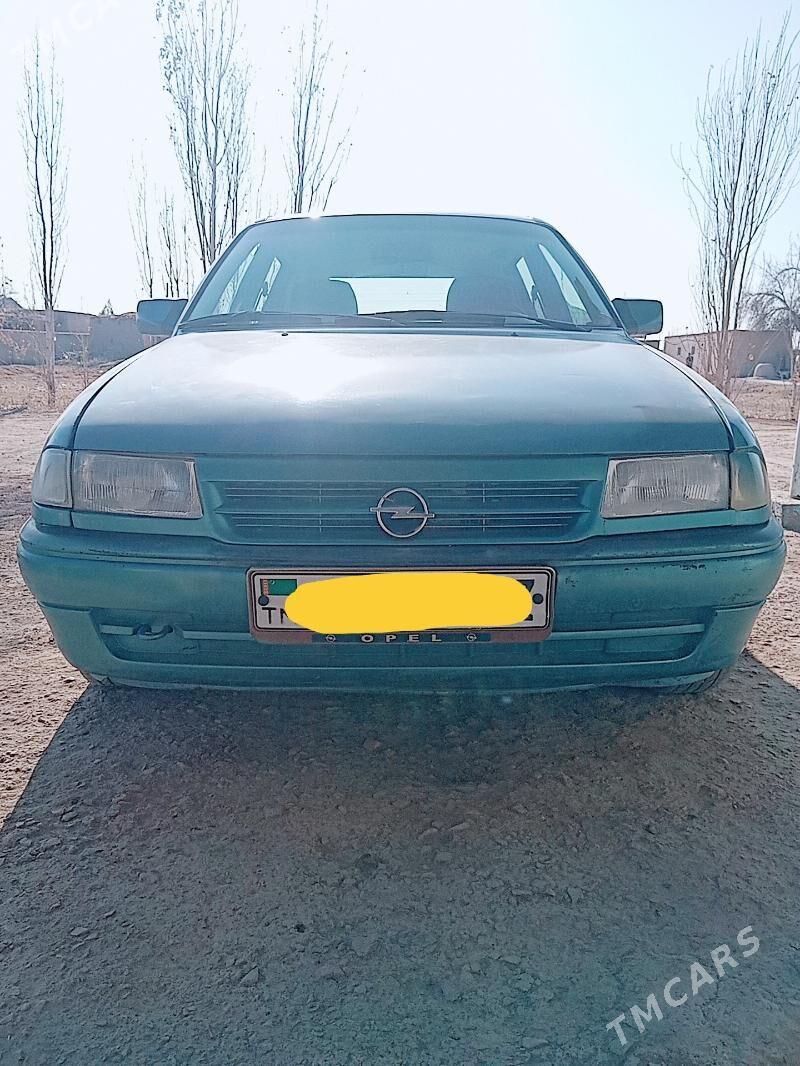 Opel Astra 1993 - 40 000 TMT - Губадаг - img 3