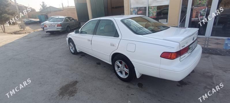 Toyota Camry 2000 - 140 000 TMT - Kerki - img 1