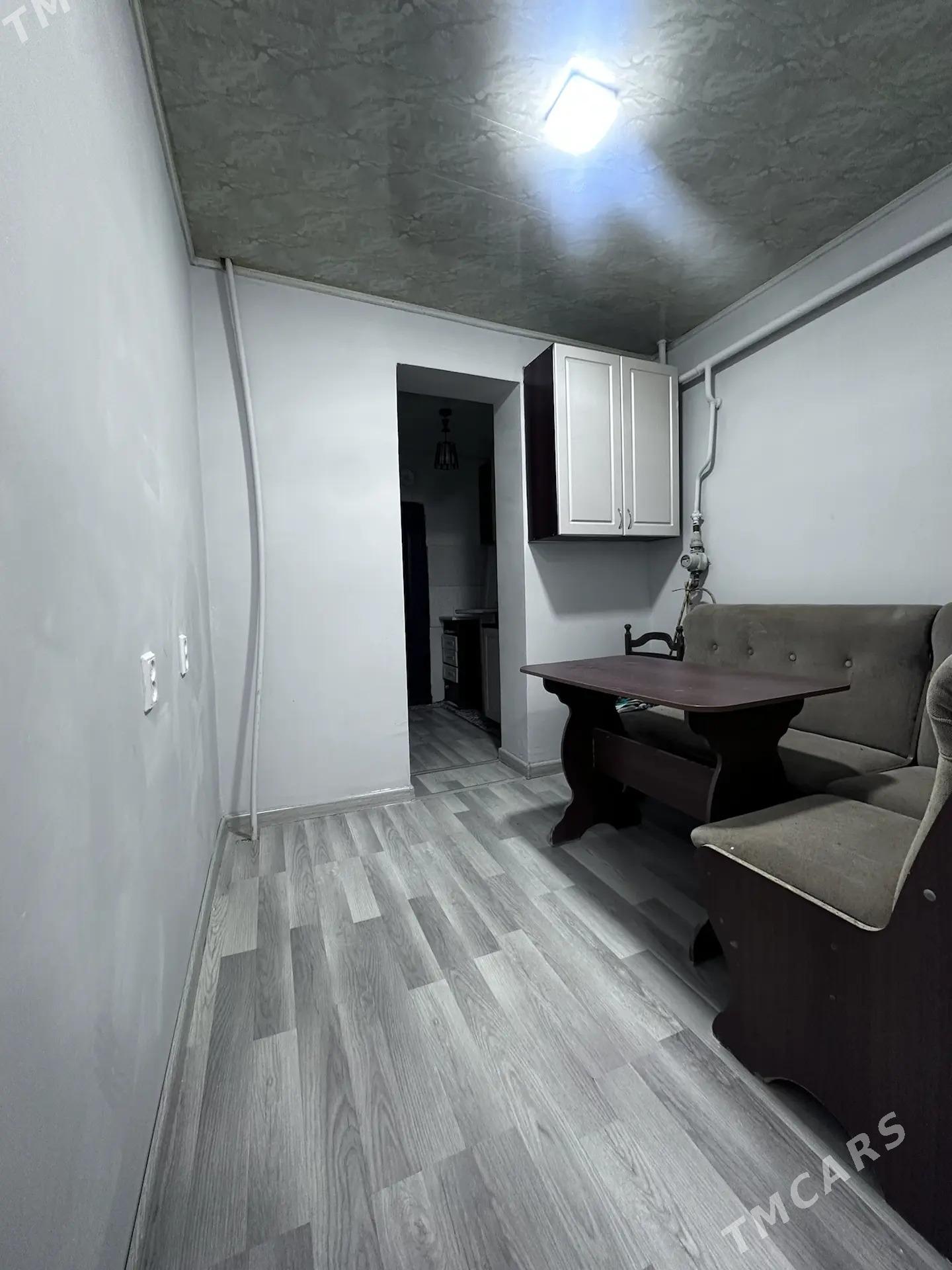 10 микр 2-х в 3-х ком 1 этаж - Aşgabat - img 7