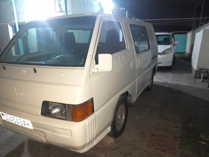 Toyota Hiace 1998 - 30 000 TMT - Hitrowka - img 4