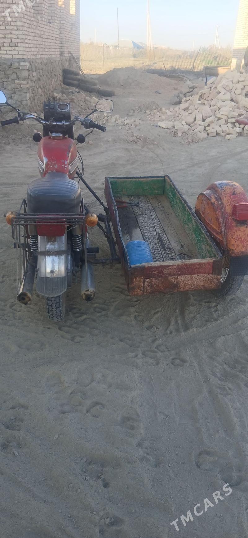 Iž Planeta 4 2022 - 10 000 TMT - Magtymguly - img 2