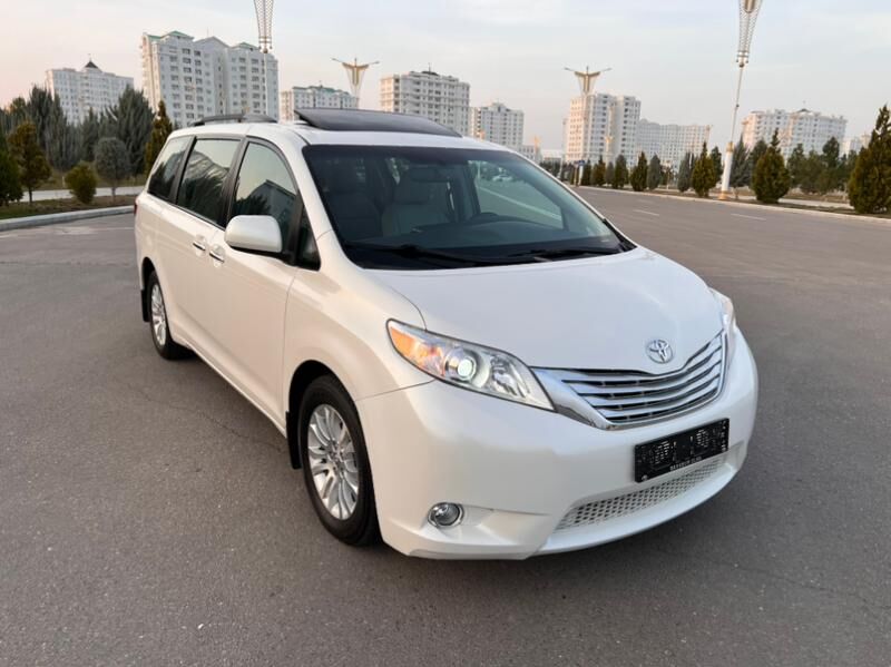 Toyota Sienna 2017 - 450 000 TMT - Aşgabat - img 9