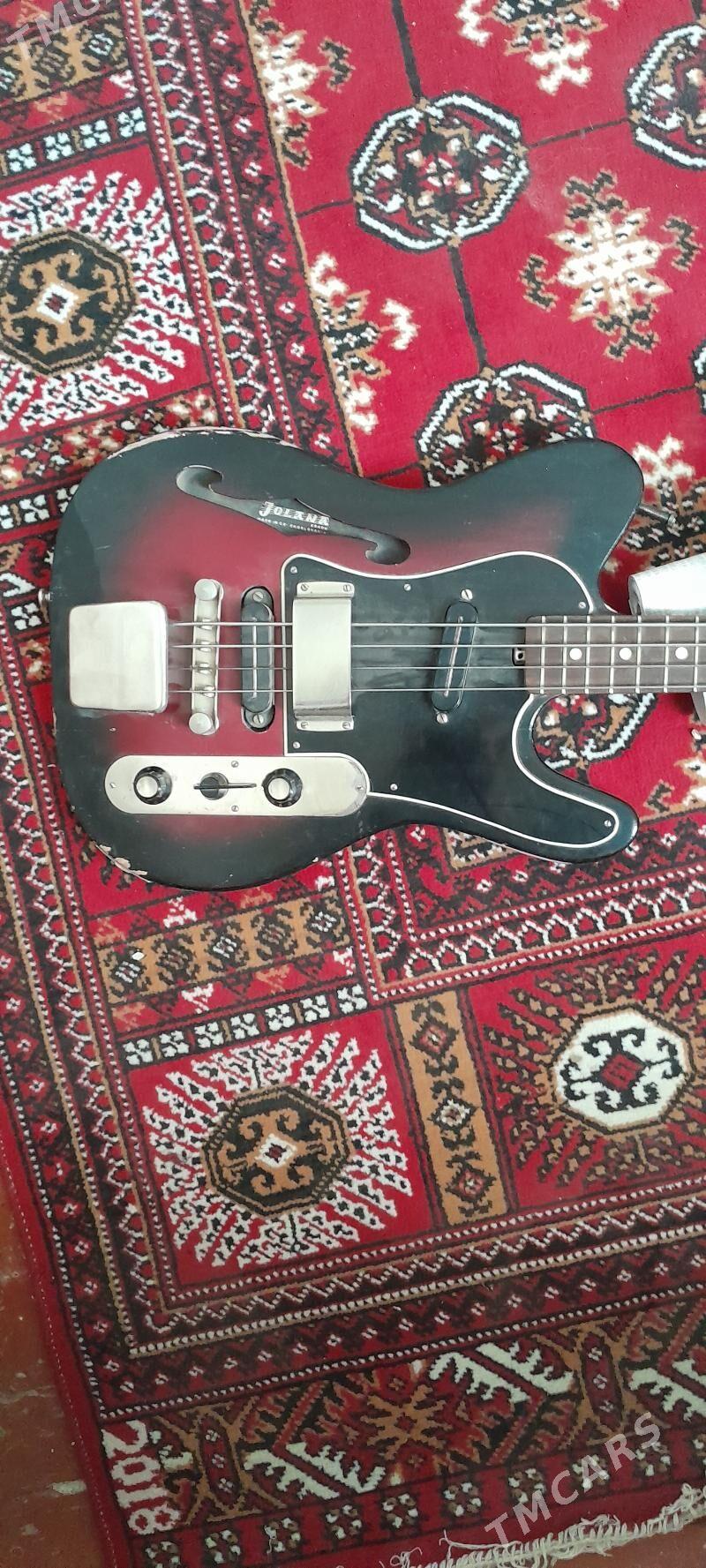 Angliski gitara bas Jolana - Ýolöten - img 1