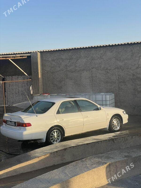 Toyota Camry 2000 - 179 000 TMT - Tejen - img 4