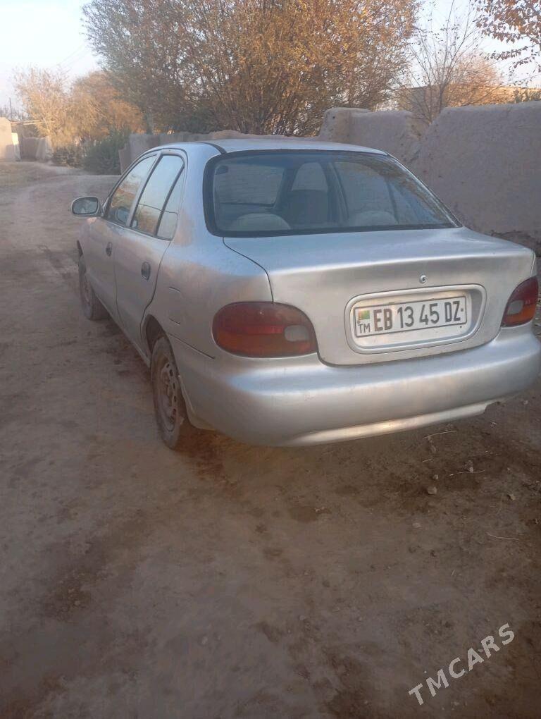 Hyundai Sonata 1994 - 20 000 TMT - Акдепе - img 4