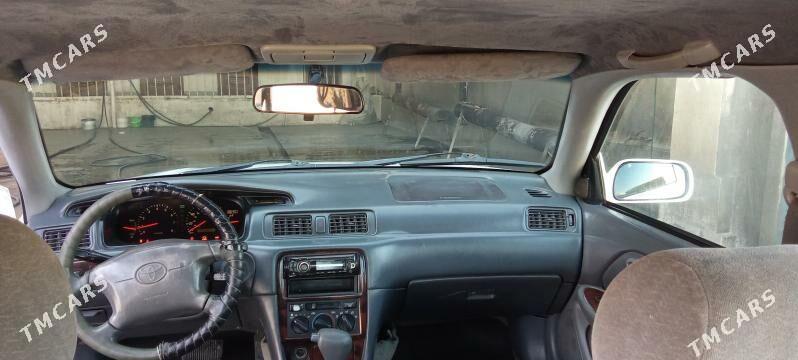 Toyota Camry 1998 - 150 000 TMT - Мары - img 1