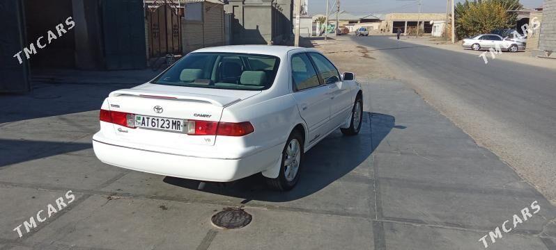 Toyota Camry 1998 - 150 000 TMT - Мары - img 4
