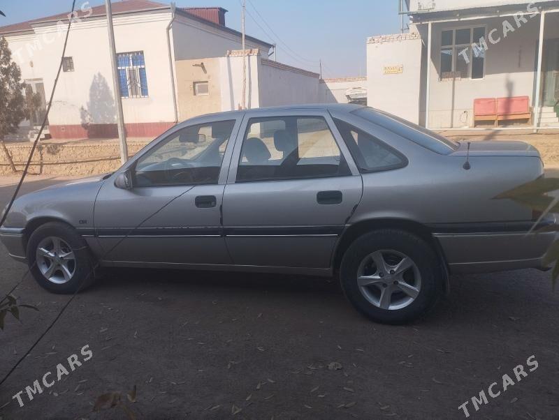 Opel Vectra 1993 - 40 000 TMT - Гороглы (Тагта) - img 2