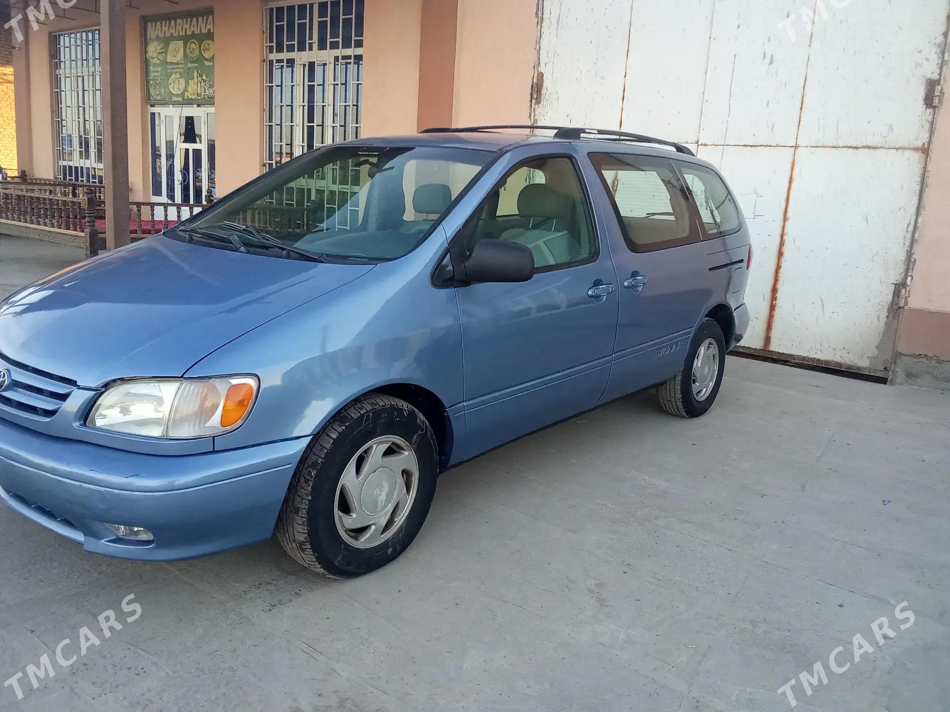 Toyota Sienna 2002 - 174 000 TMT - Türkmenabat - img 3