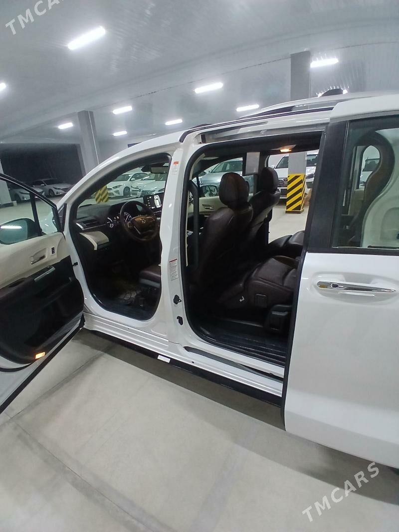 Toyota Sienna 2021 - 800 000 TMT - Мары - img 5